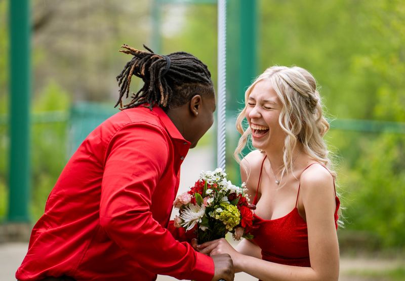 Lilli + Joe, prom, by Tate Studios