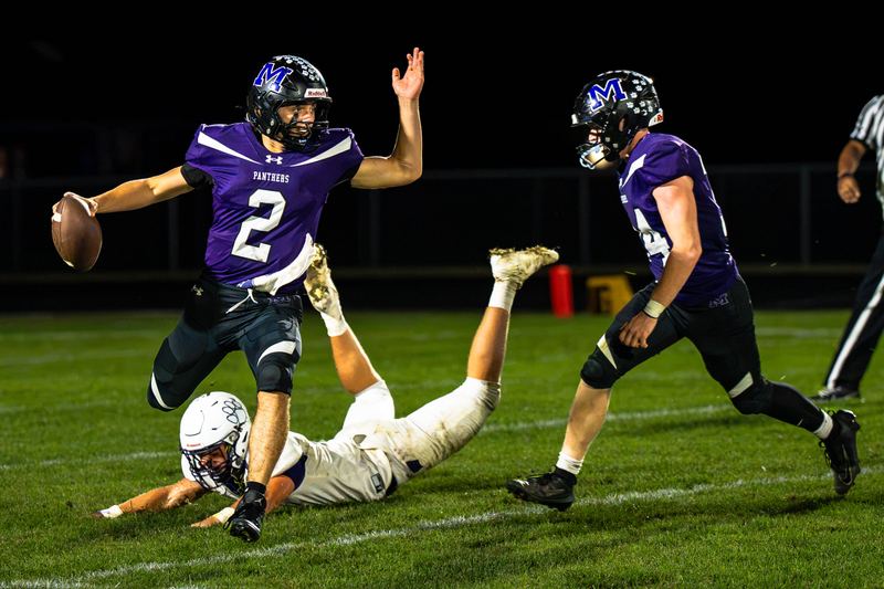 Sports photo by Tate Studios